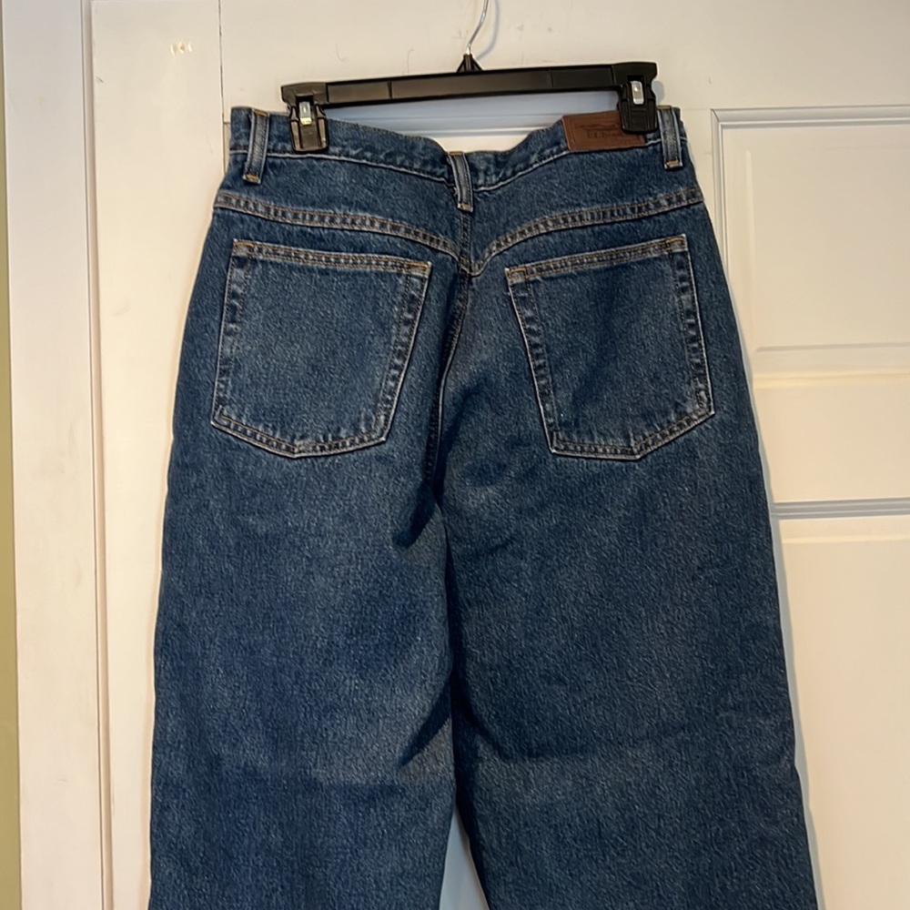 L.L. Bean Women's Lined Relaxed Fit Jeans - Picture 5 of 5
